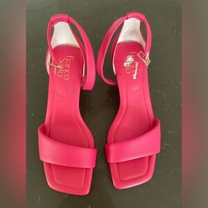 Franco Sarto pink heels Size 7 New